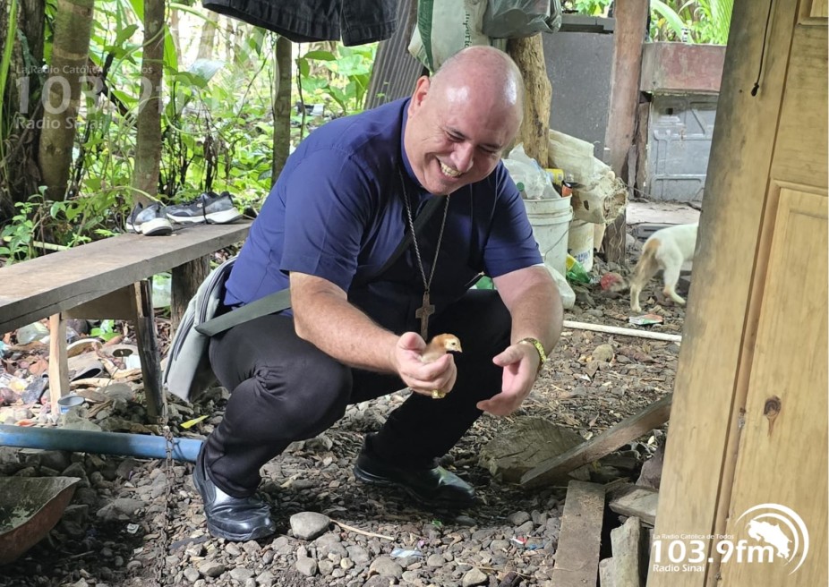 Visita Pastoral a Puerto Jiménez experiencia de alegría y compartir
