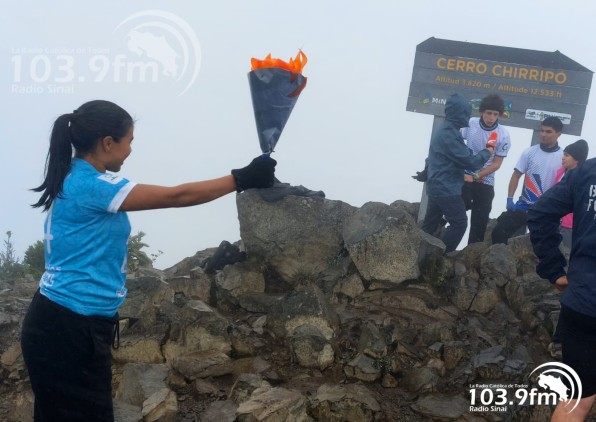 Antorcha en el Chirripó vivido por Lucas de Radio Sinaí