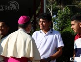 Mons. Mark comparte con jóvenes que se rehabilitan en Comunidad Cenáculo