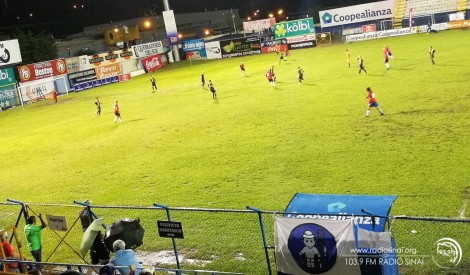 Sacerdotes juegan al buen fútbol