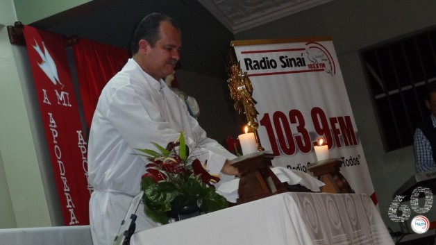 Adoración Eucarística – 60 Aniversario Radio Sinaí