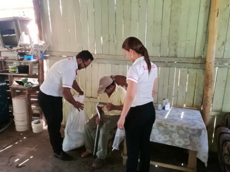 La alegría de compartir con quien no tiene para comer