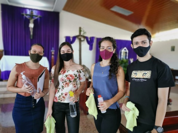 Jóvenes católicos, mantienen su fe en media pandemia y recuerdan a la mujer el camino de la santidad