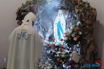 Mons. Juan Miguel, luego de visitar su tierra natal, continúa pastoreo por Coto Brus