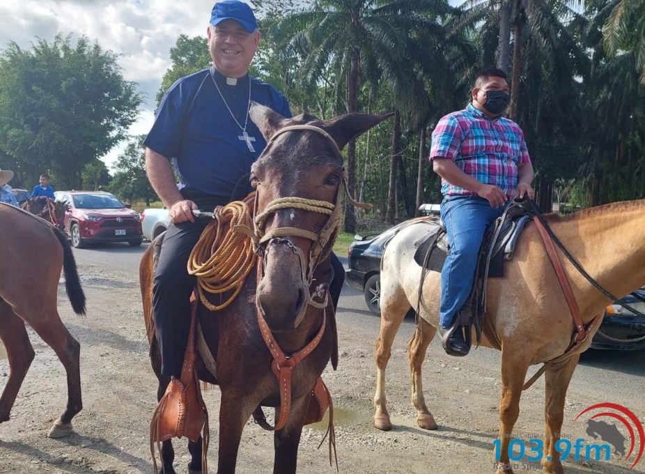 San Isidro es festejado en calurosa jornada con productores de palma y arroz